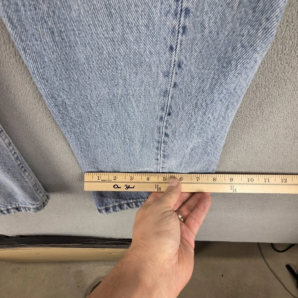 Vintage Levis 501 Jeans Mens Blue Light Wash Made In USA Button Fly Fits 30x30